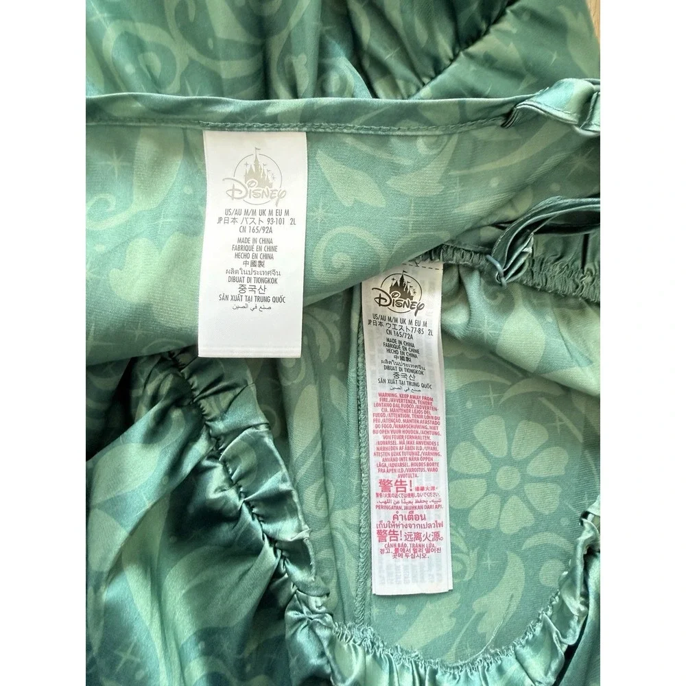 Disney Fantasyland Castle Sleep Satin Pajama 2-piece Set Women's Sz Medium Silky - Picture 9 of 11